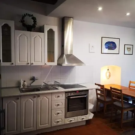 Cozy Located In The Heart Of Old Town